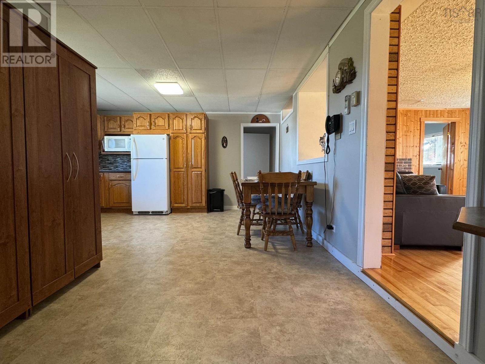 721 Descousse-Cap La Ronde Road - 12