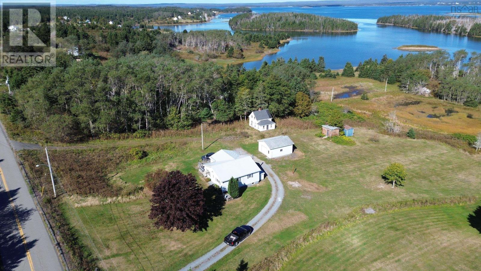 721 Descousse-Cap La Ronde Road - 4