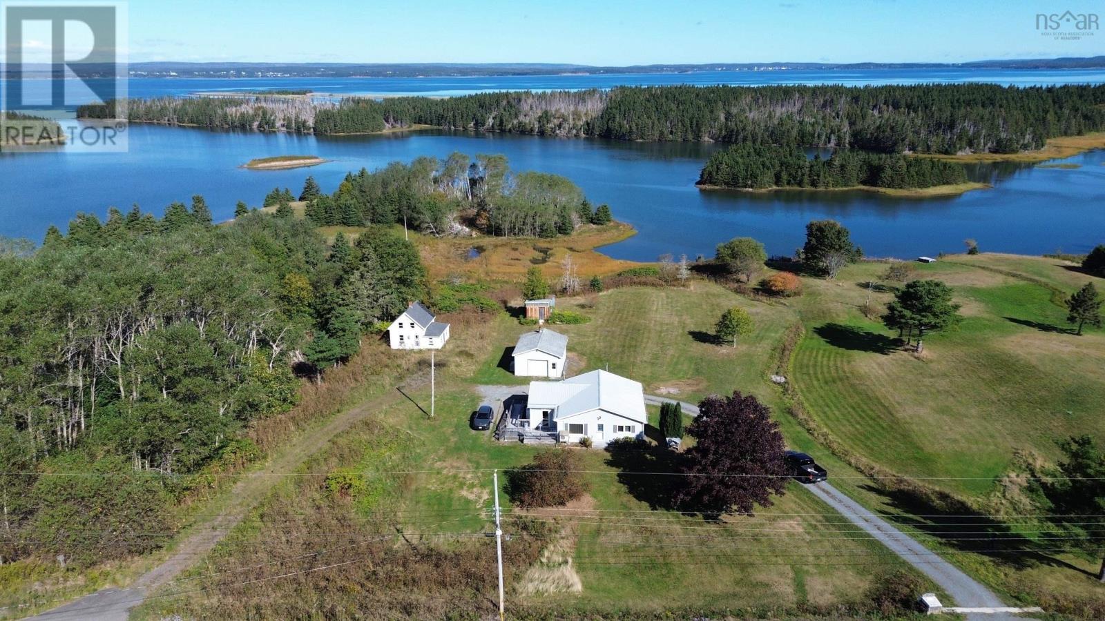 721 Descousse-Cap La Ronde Road - 21