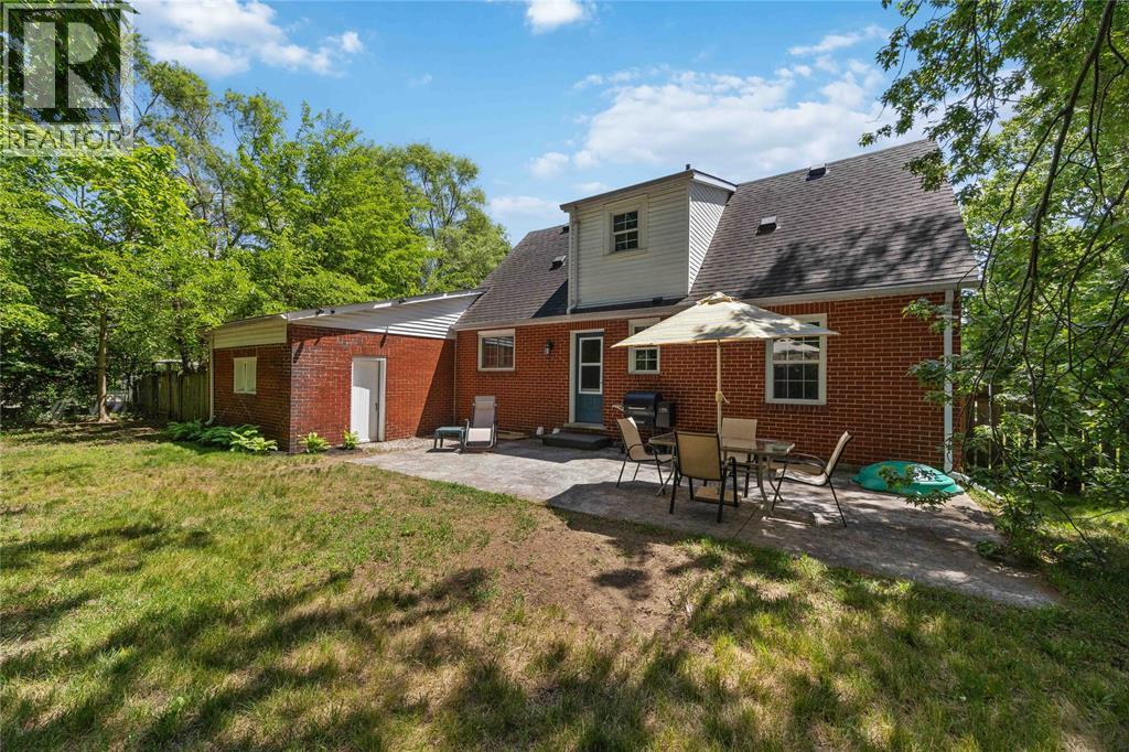 860 LONDON ROAD - 38