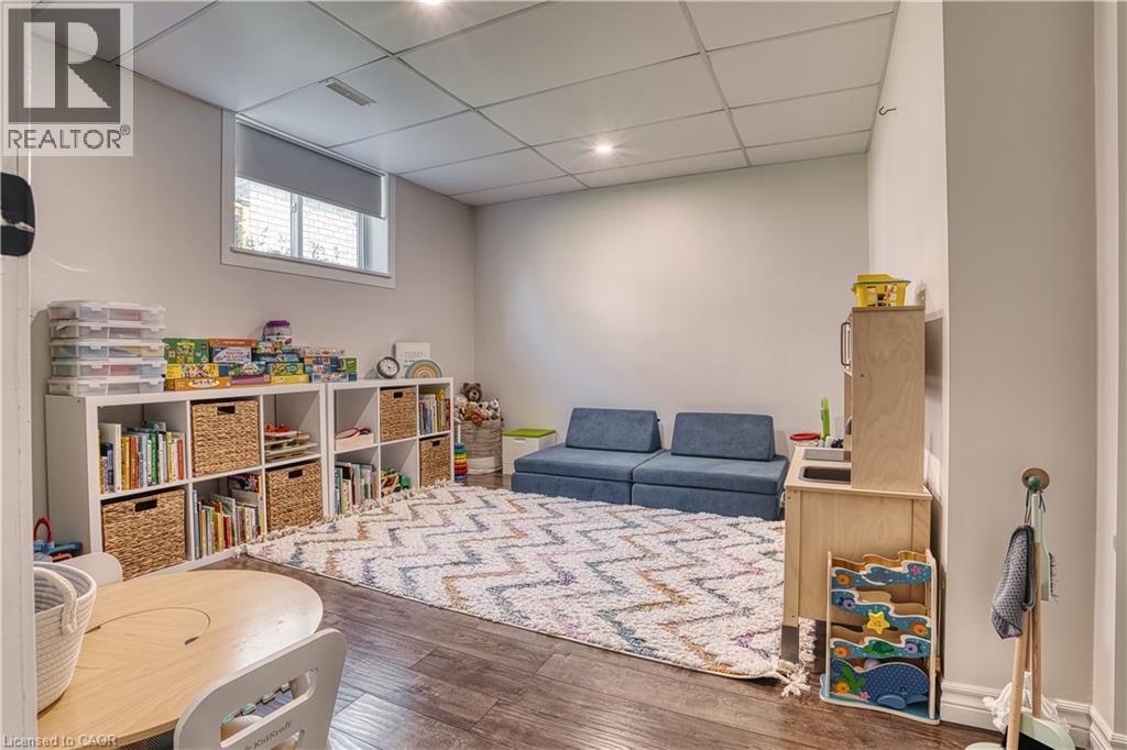745 LAVERY Street - 32