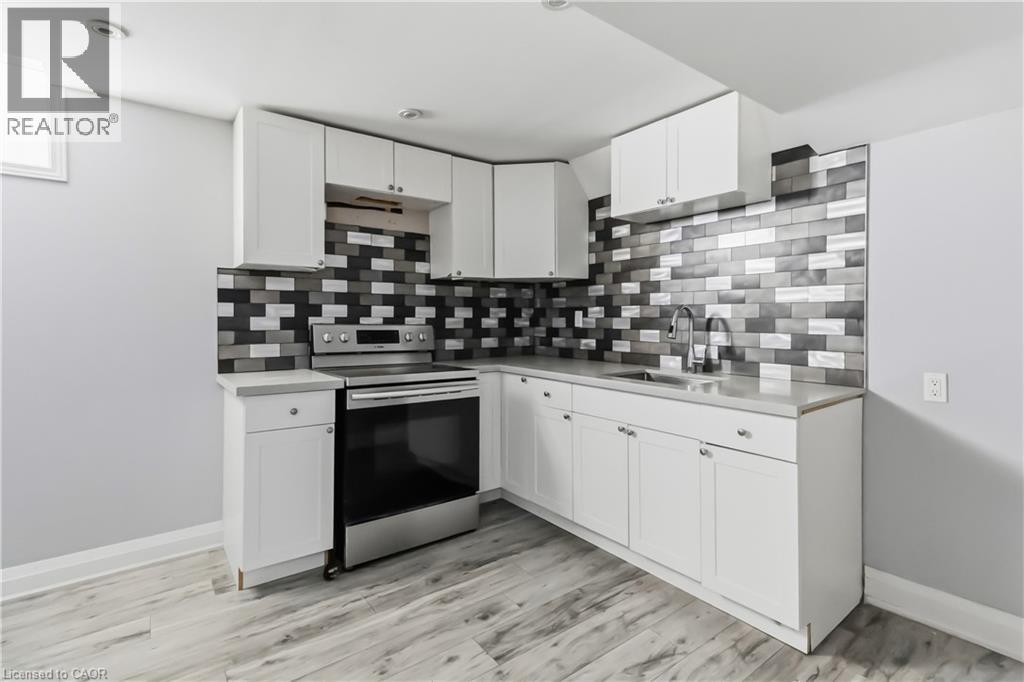 930 LANCASTER Boulevard - 28