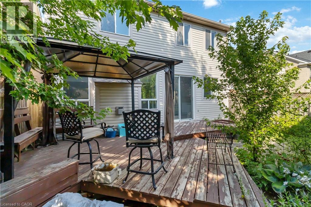 930 LANCASTER Boulevard - 33