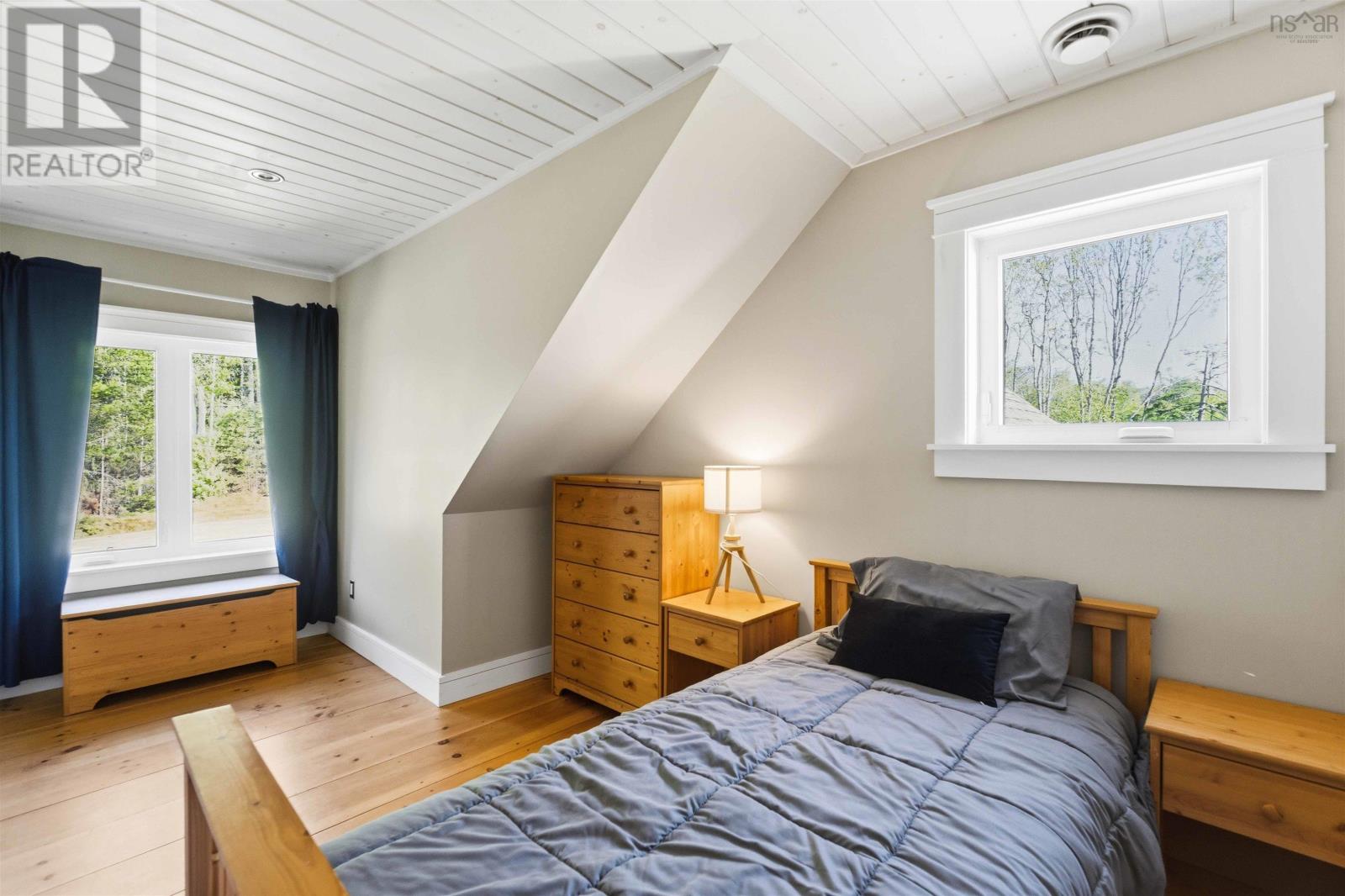 4039 & 4041 Sissiboo Road - 19