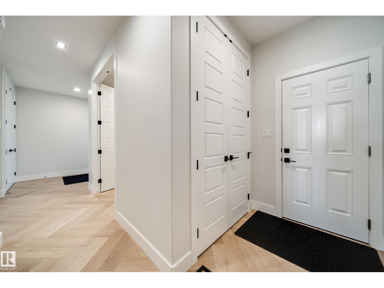30 BAKER ST - 11