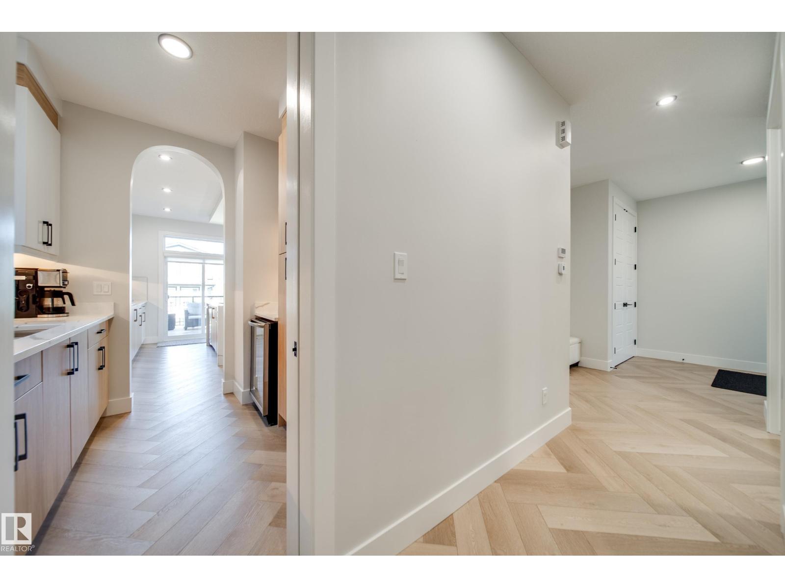 30 BAKER ST - 12