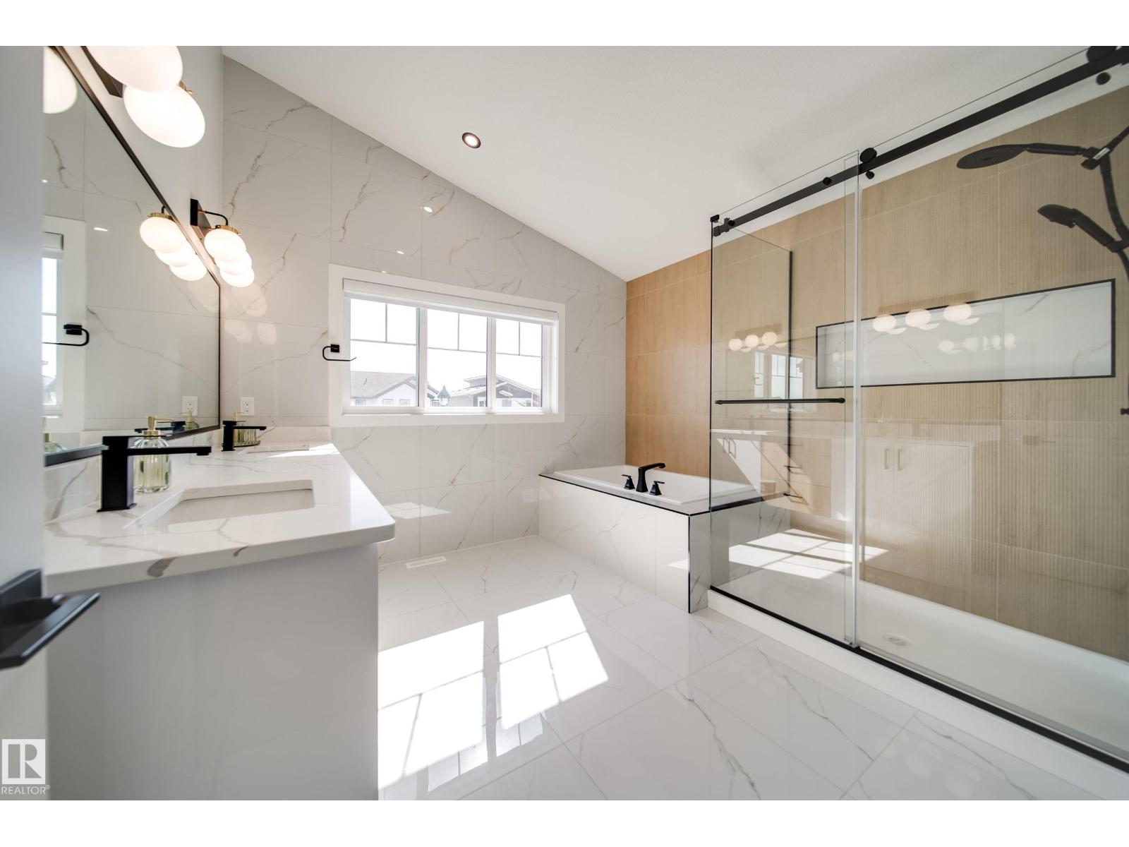 30 BAKER ST - Image 37