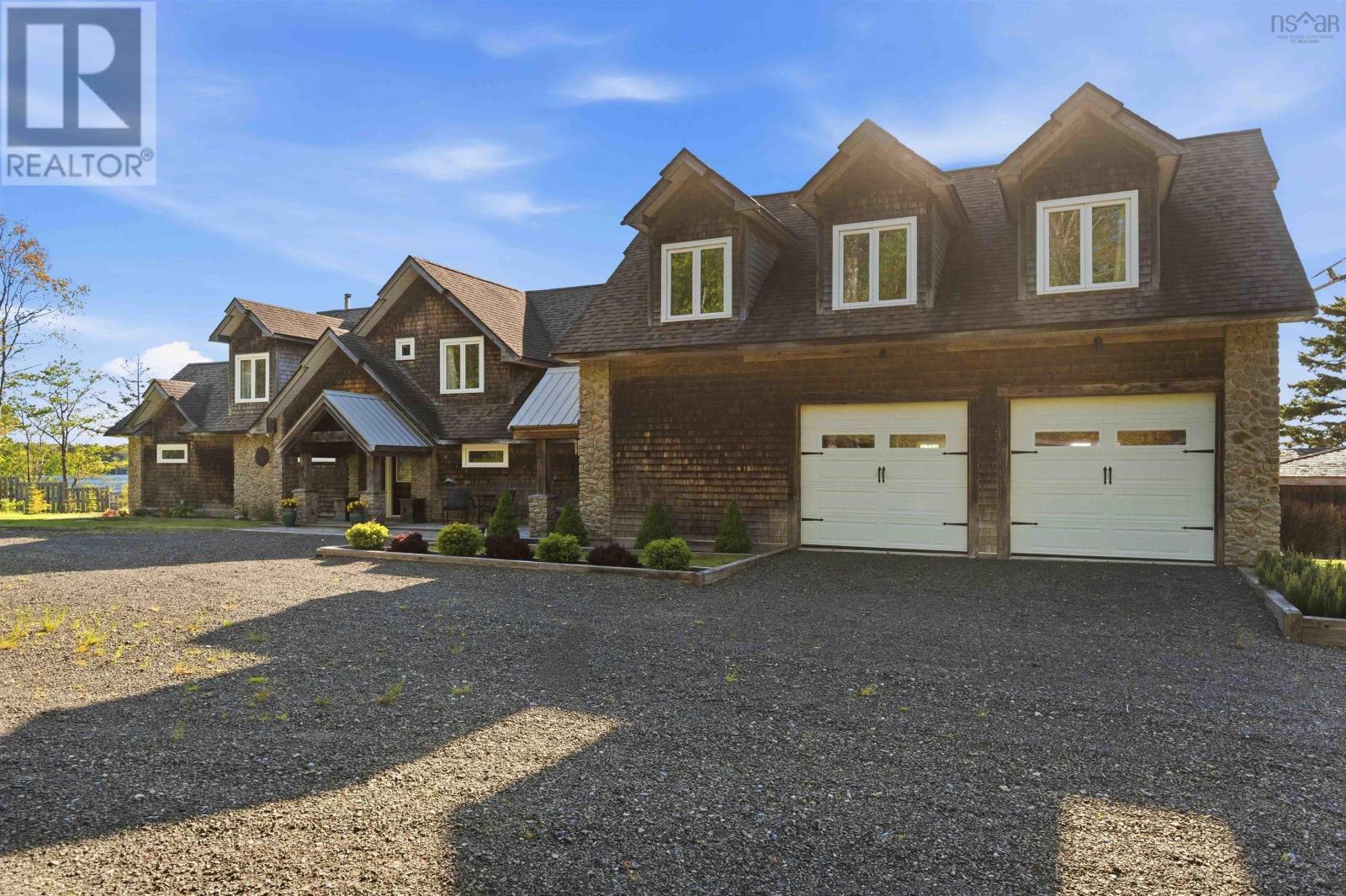 4039 & 4041 Sissiboo Road - 5