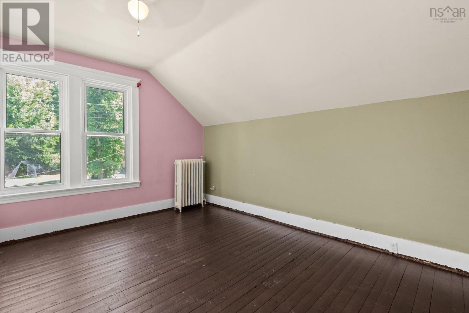 475 Albert Street - 23