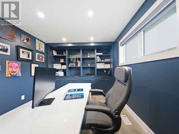 1218 Belmont Drive - 31