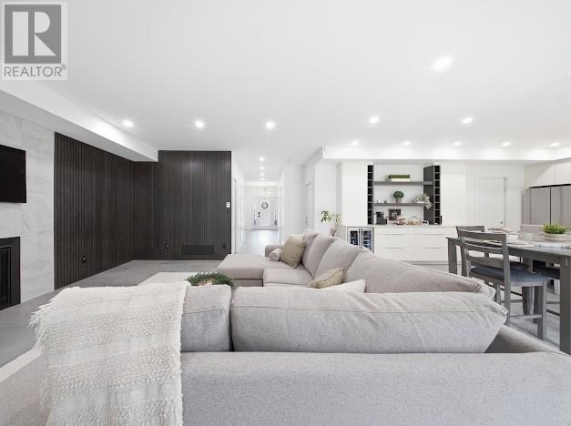 1218 Belmont Drive - 8