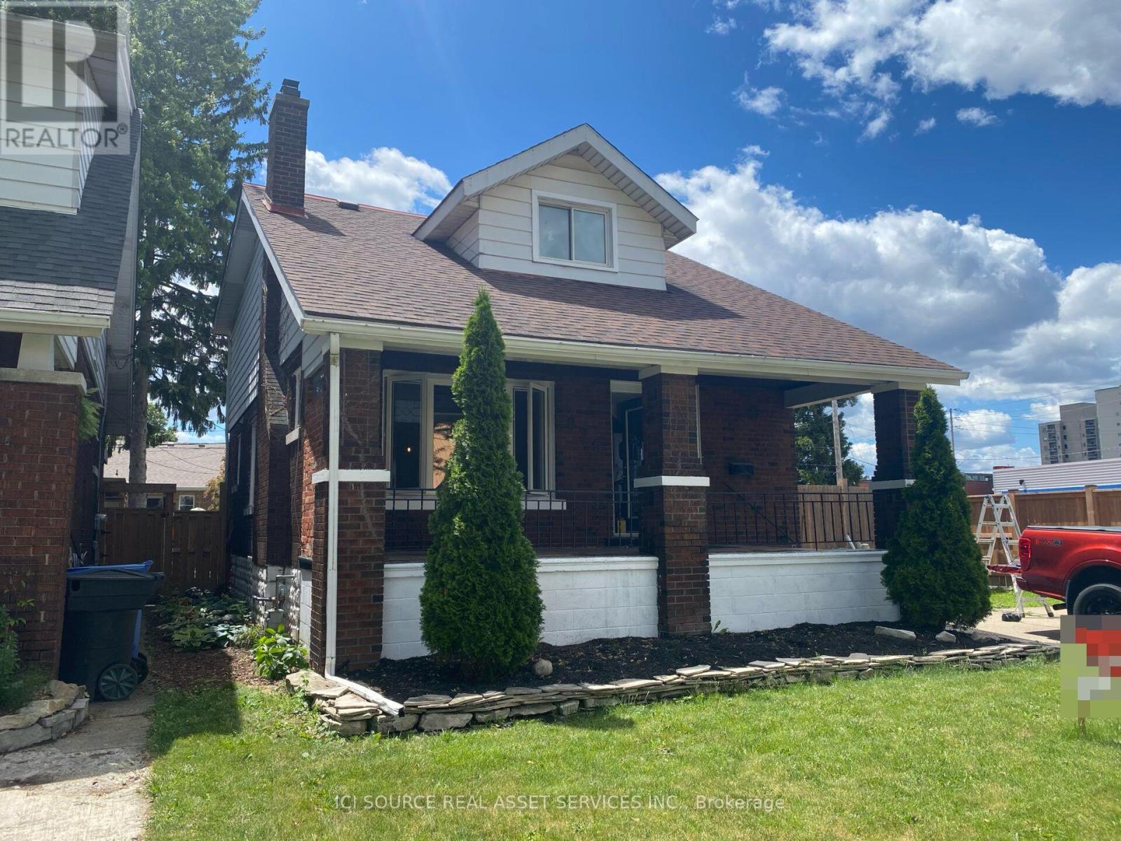 825 RAYMO ROAD - 1
