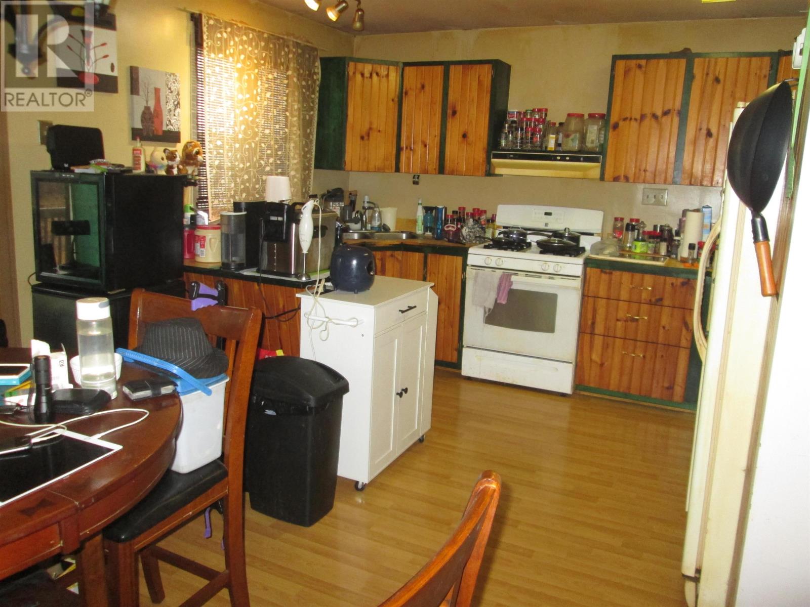 119 WILLOW PLACE - 11
