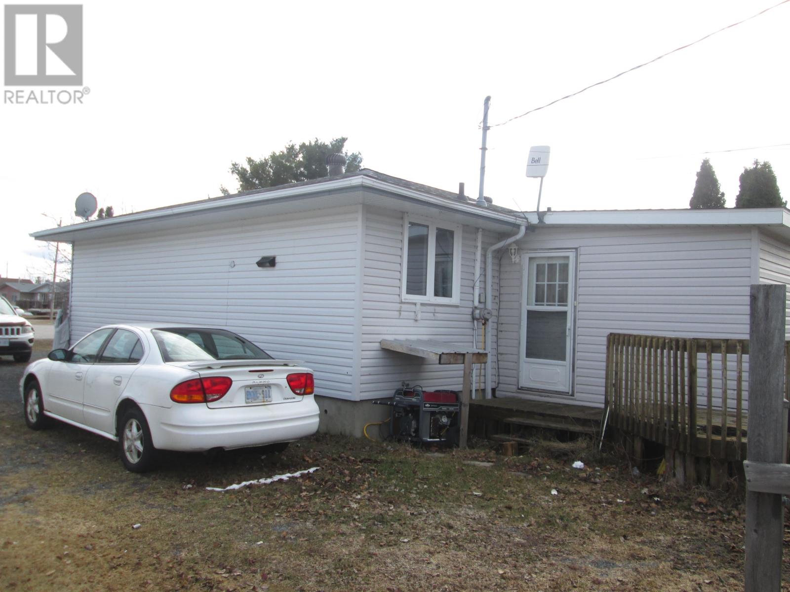 119 WILLOW PLACE - 3
