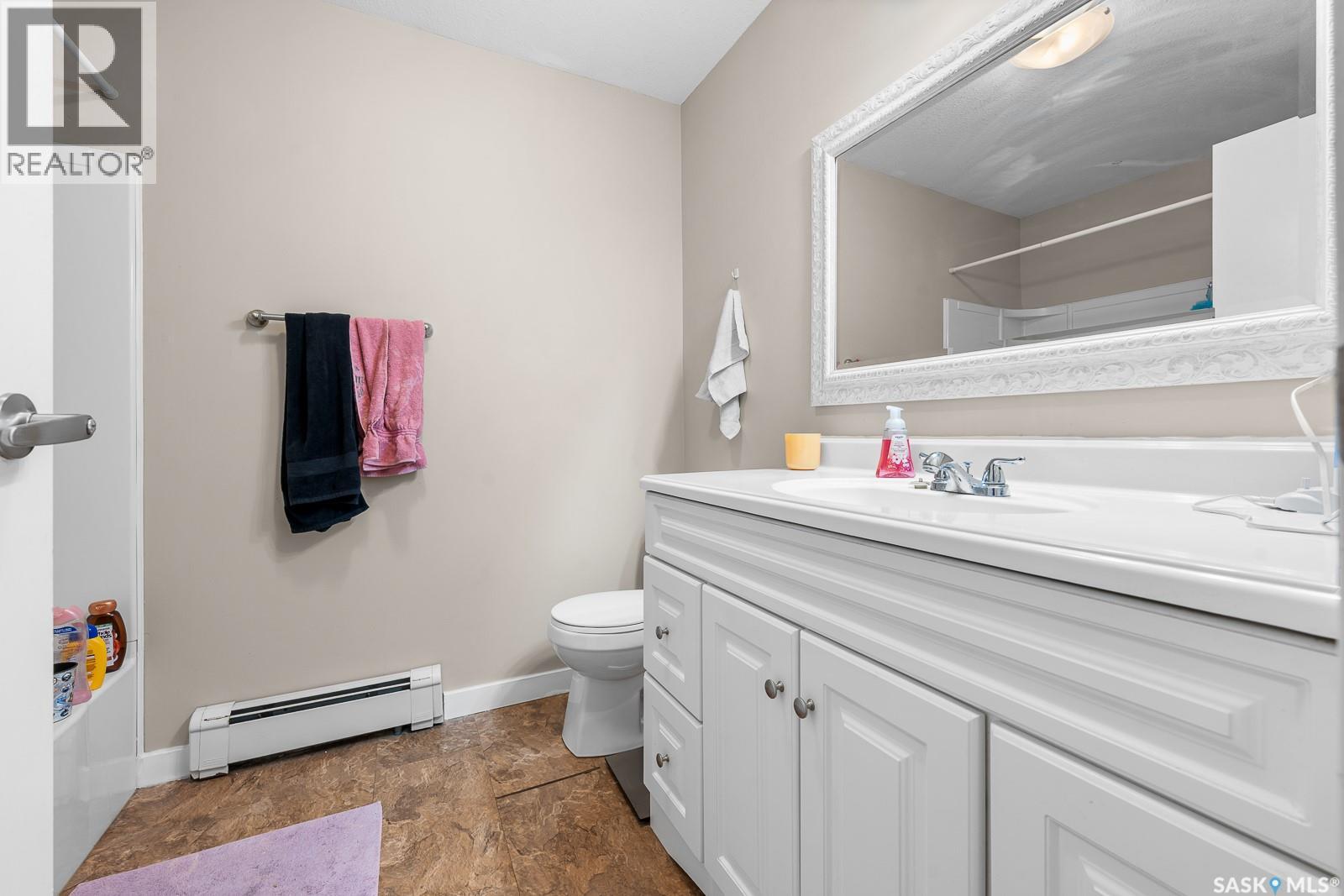 A&B 683 GARNET STREET - 10