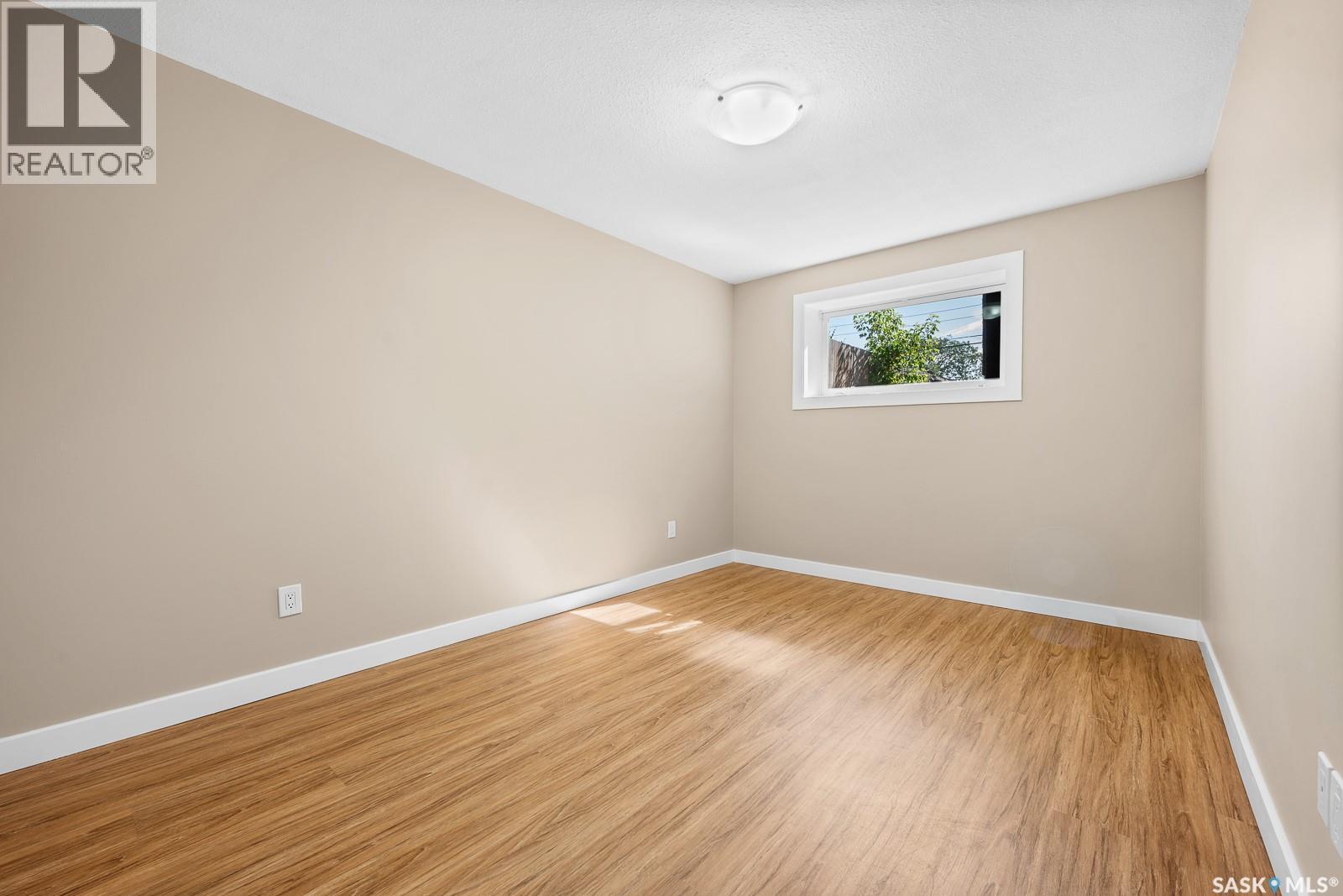 A&B 683 GARNET STREET - 23