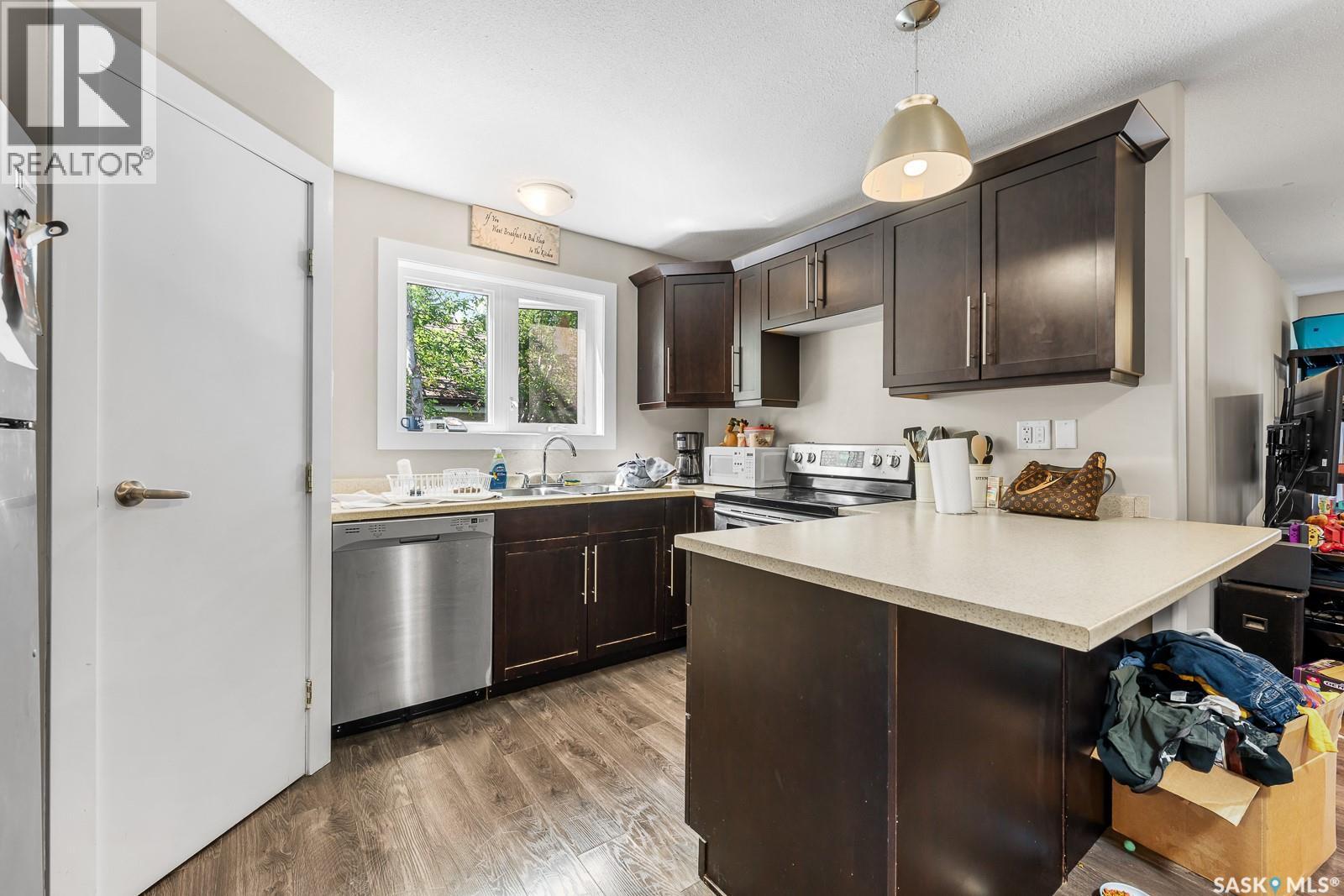 A&B 683 GARNET STREET - 8