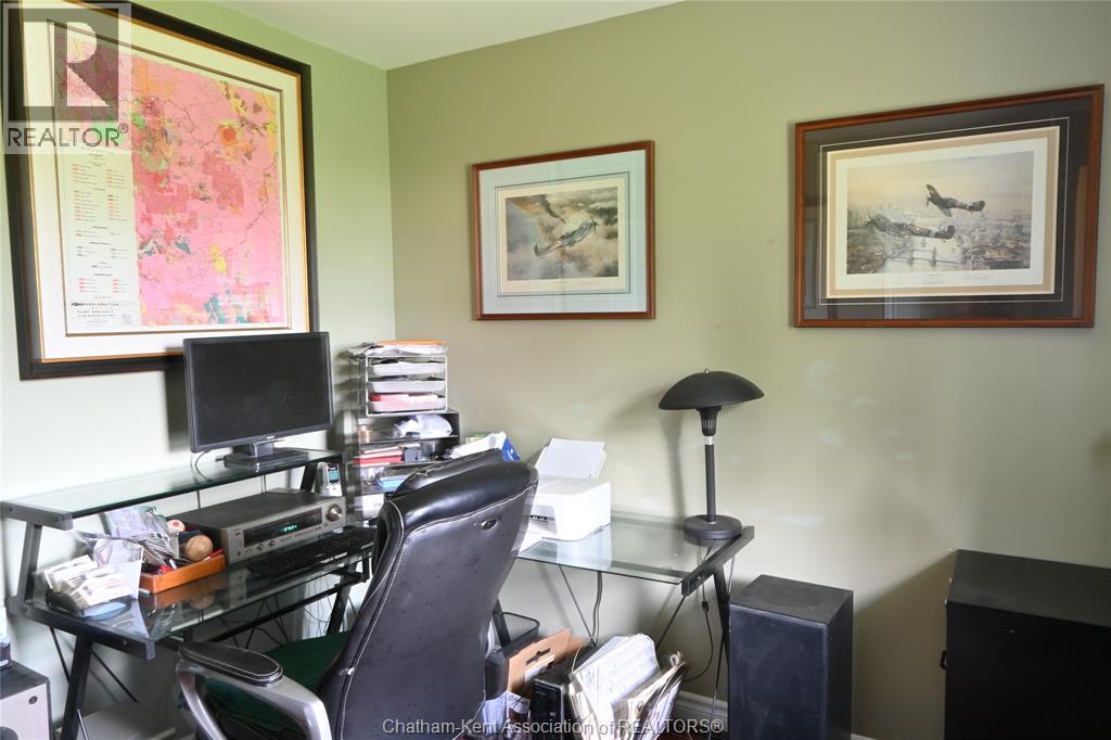 46 Kent STREET - 11