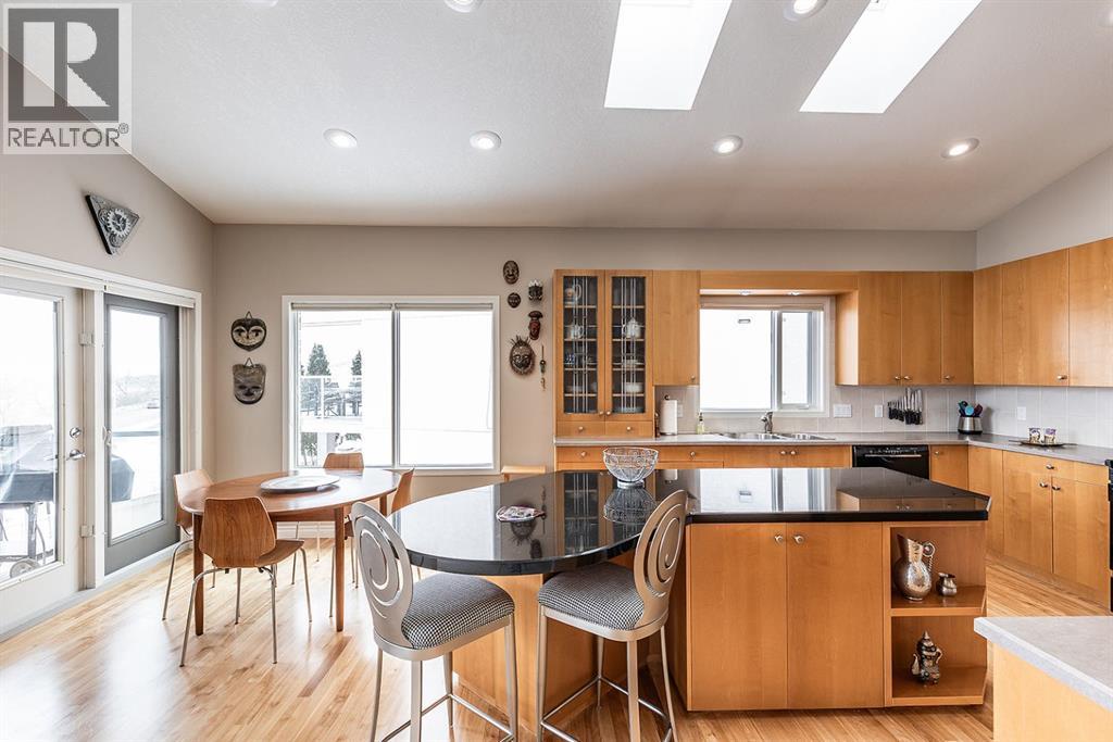 28 Chinook Place SW - 17