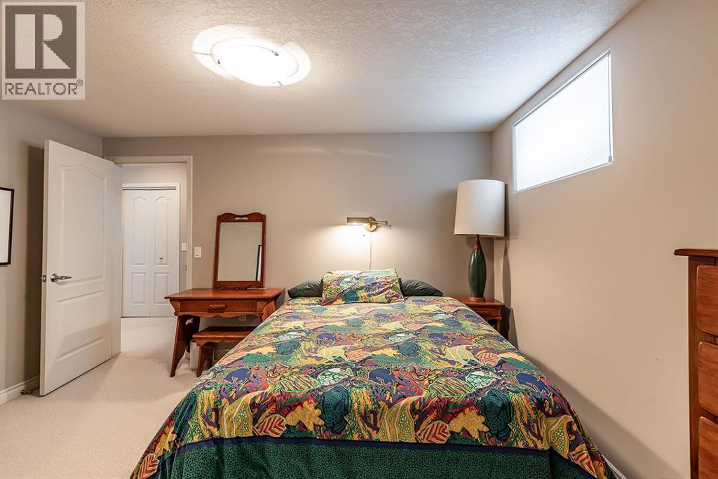 28 Chinook Place SW - 44