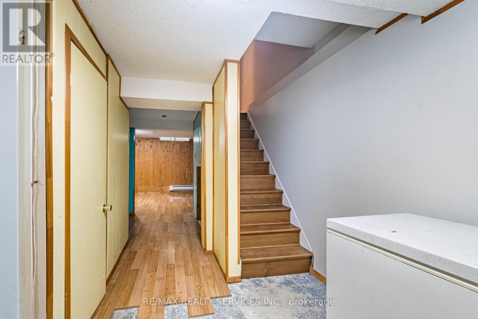 23 SCOTTSDALE COURT - 39