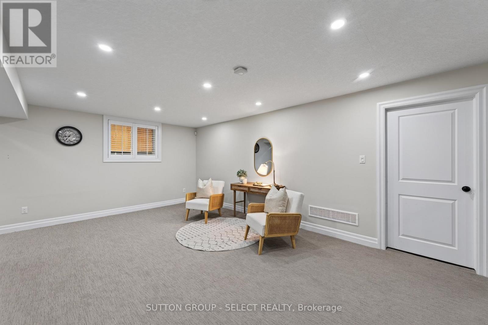 14 MAYAPPLE CRESCENT - Image 28