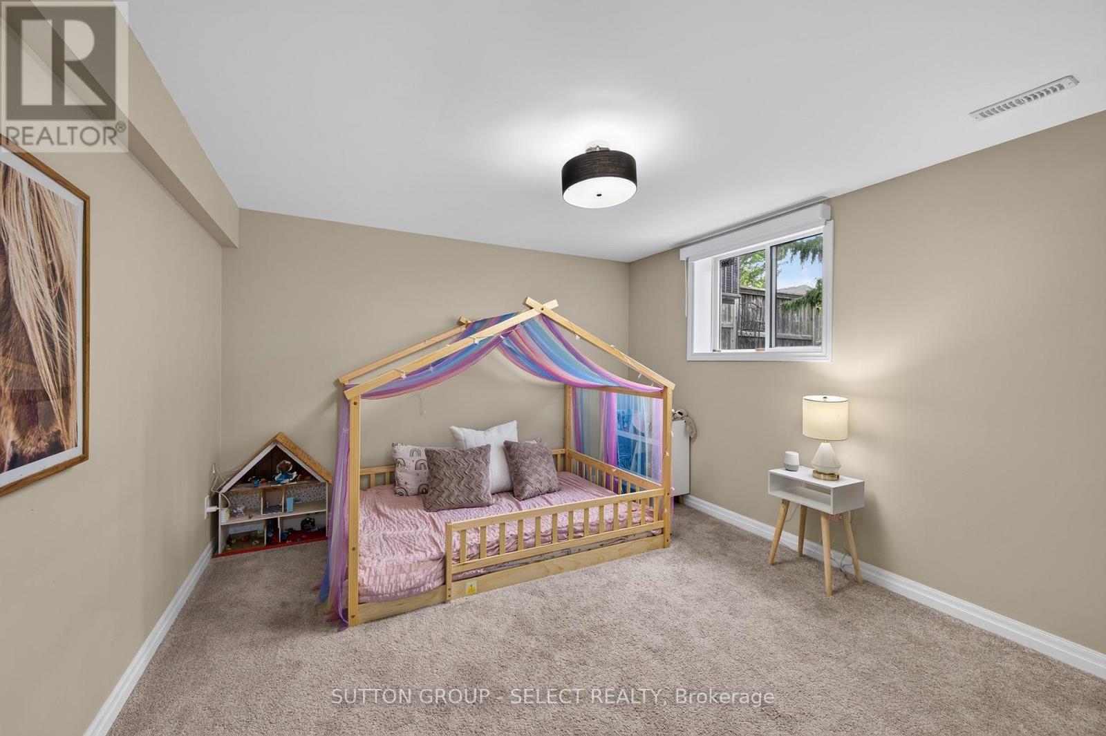 14 MAYAPPLE CRESCENT - 33