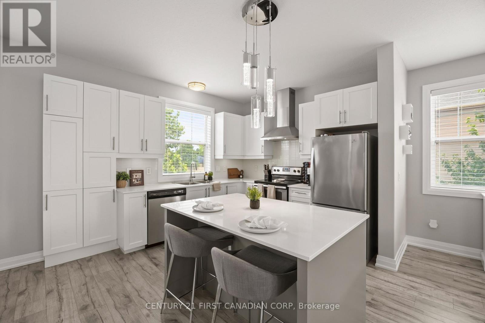 #18 3025 SINGLETON AVENUE - 10