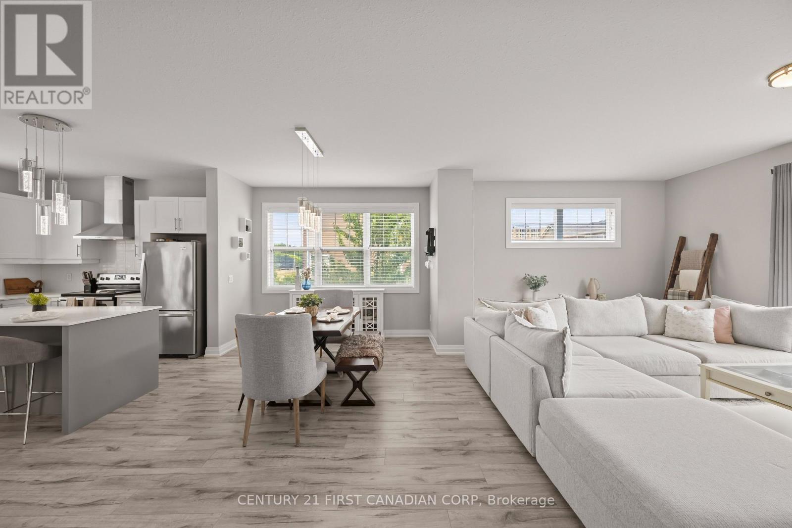 #18 3025 SINGLETON AVENUE - 5