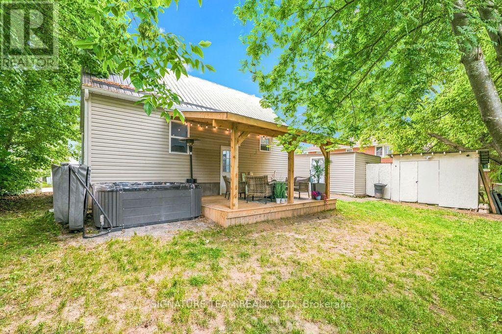 260 FRASER STREET - 15