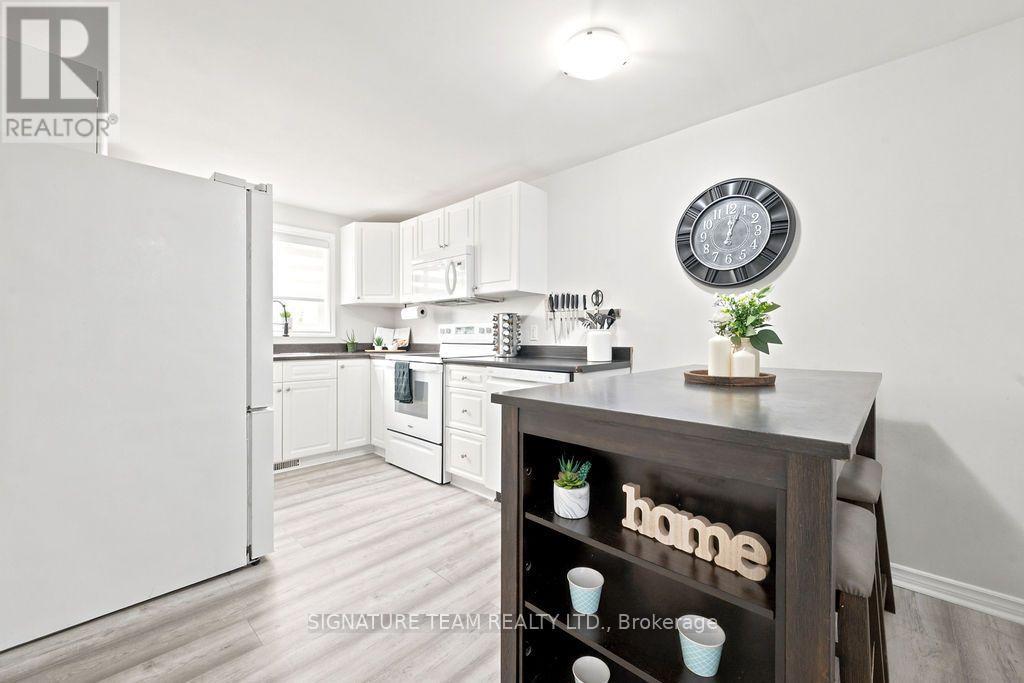 260 FRASER STREET - 23