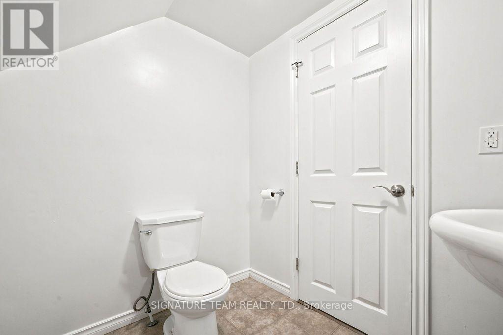 260 FRASER STREET - 37