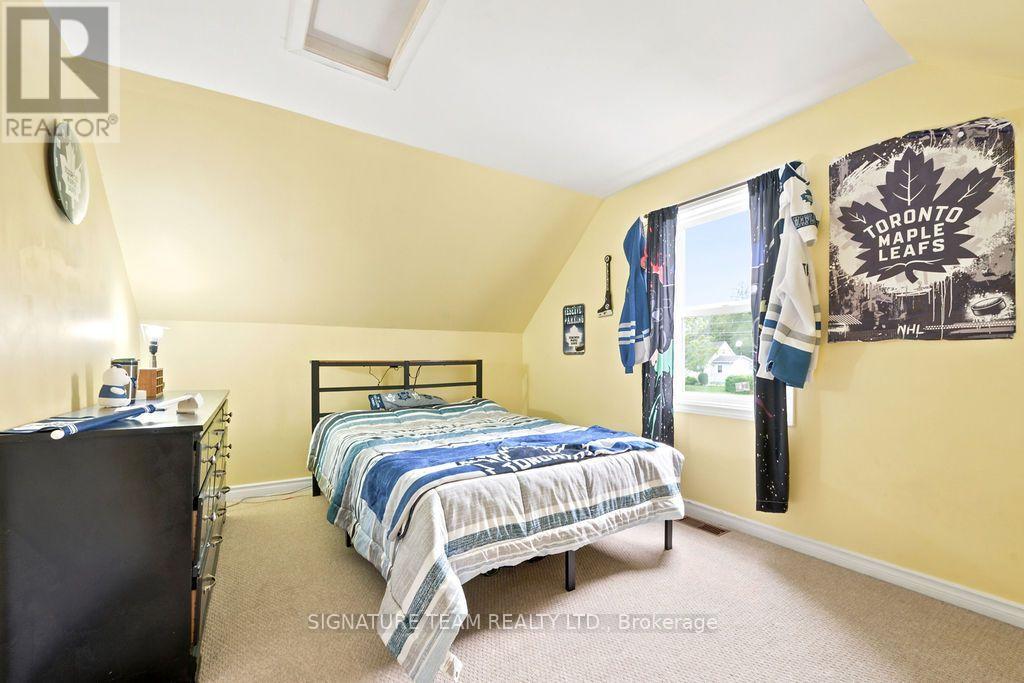 260 FRASER STREET - 38