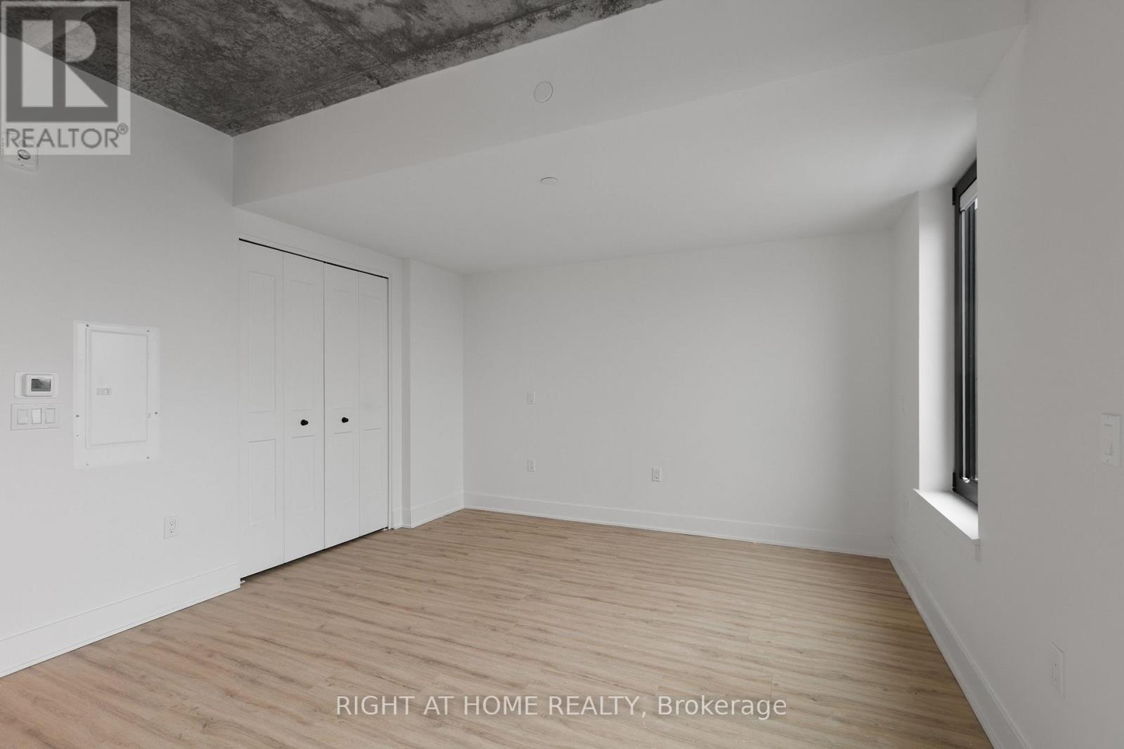 One Bedroom for Rent in Ottawa – 502 – 377 WINONA AVENUE, Ottawa – By Peter Sagos - Image 10