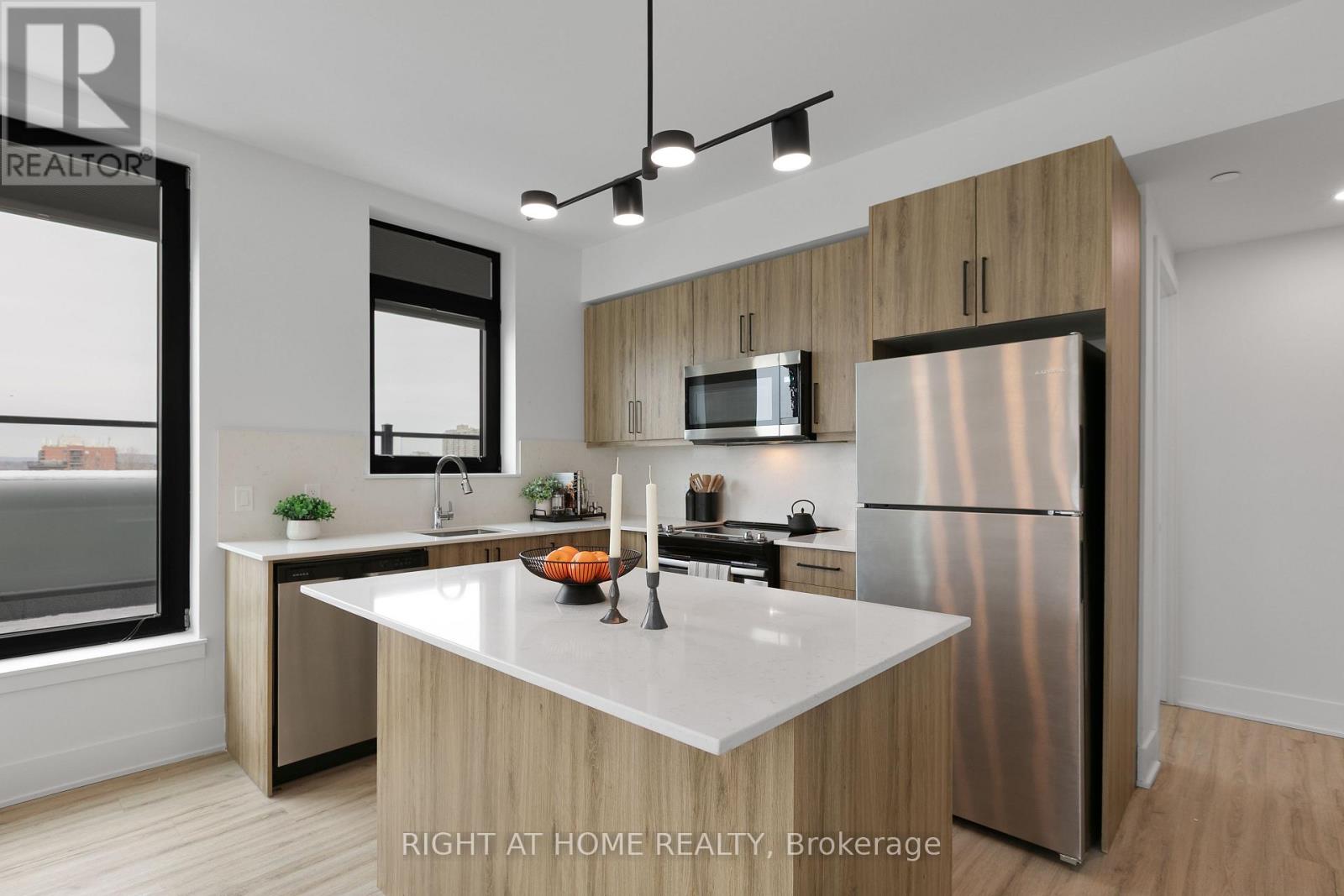 Three Bedroom for Rent in Ottawa – 301 – 377 WINONA AVENUE, Ottawa – By Peter Sagos - Image 9