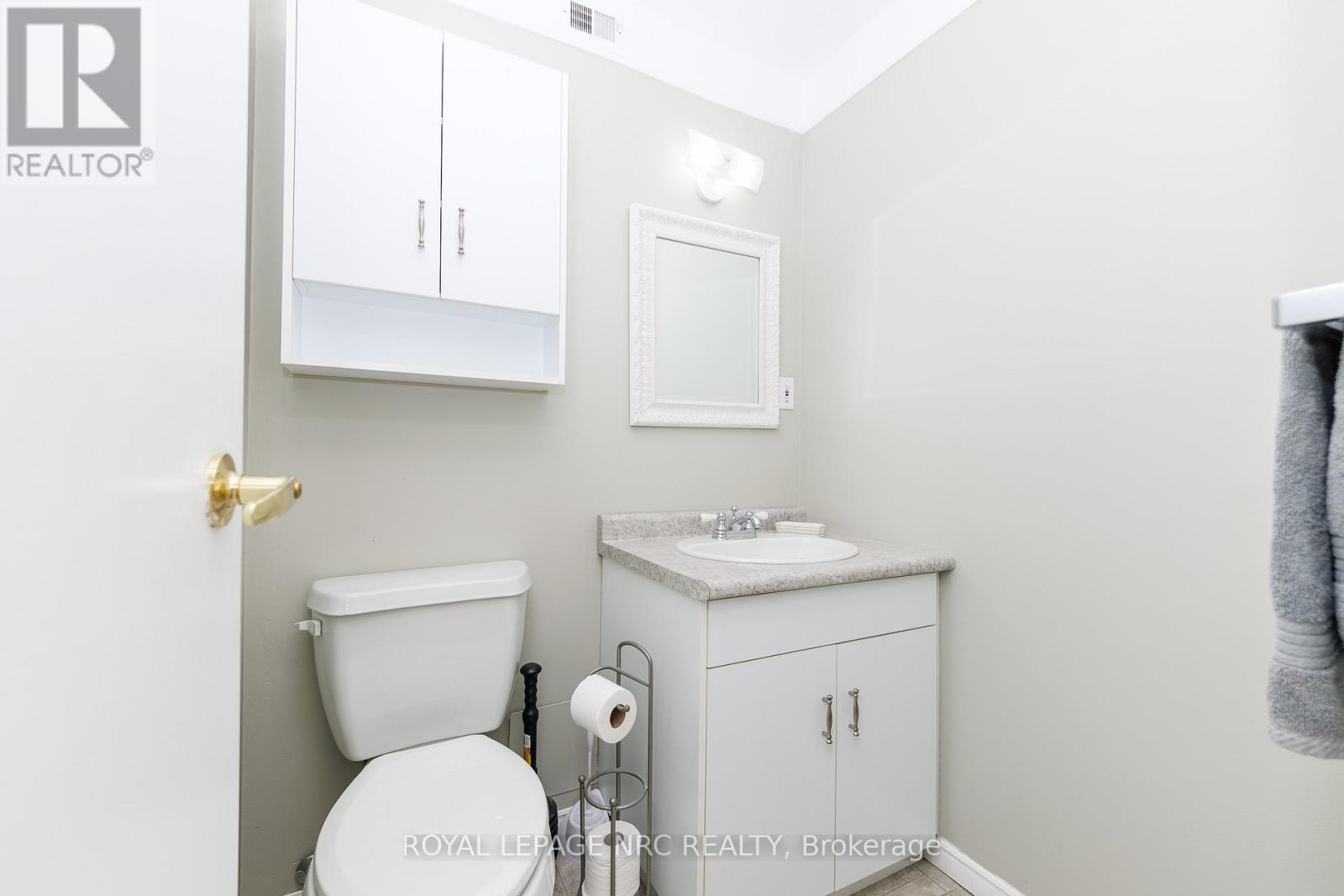 #308 3955 PORTAGE ROAD - Image 16
