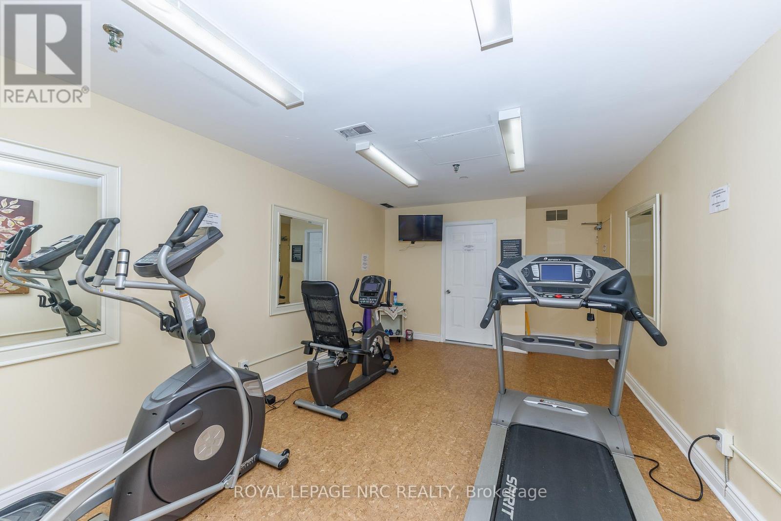 #308 3955 PORTAGE ROAD - Image 24