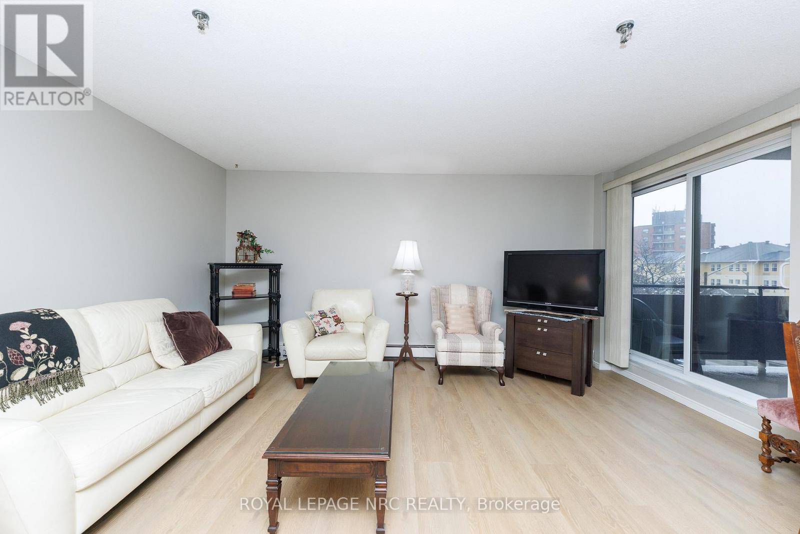 #308 3955 PORTAGE ROAD - Image 5