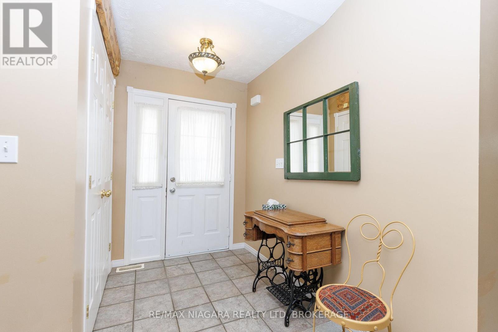 58 ADELAIDE STREET - Image 10