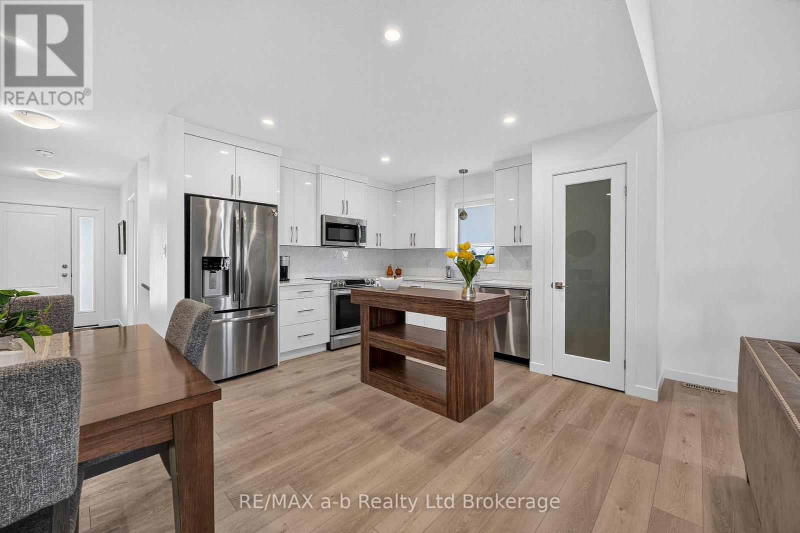 268 WILSON AVENUE - 15