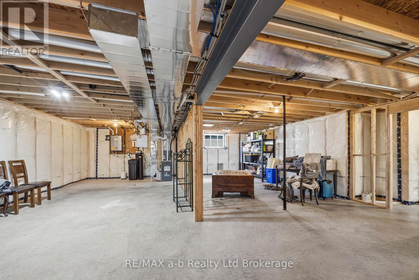 268 WILSON AVENUE - 26