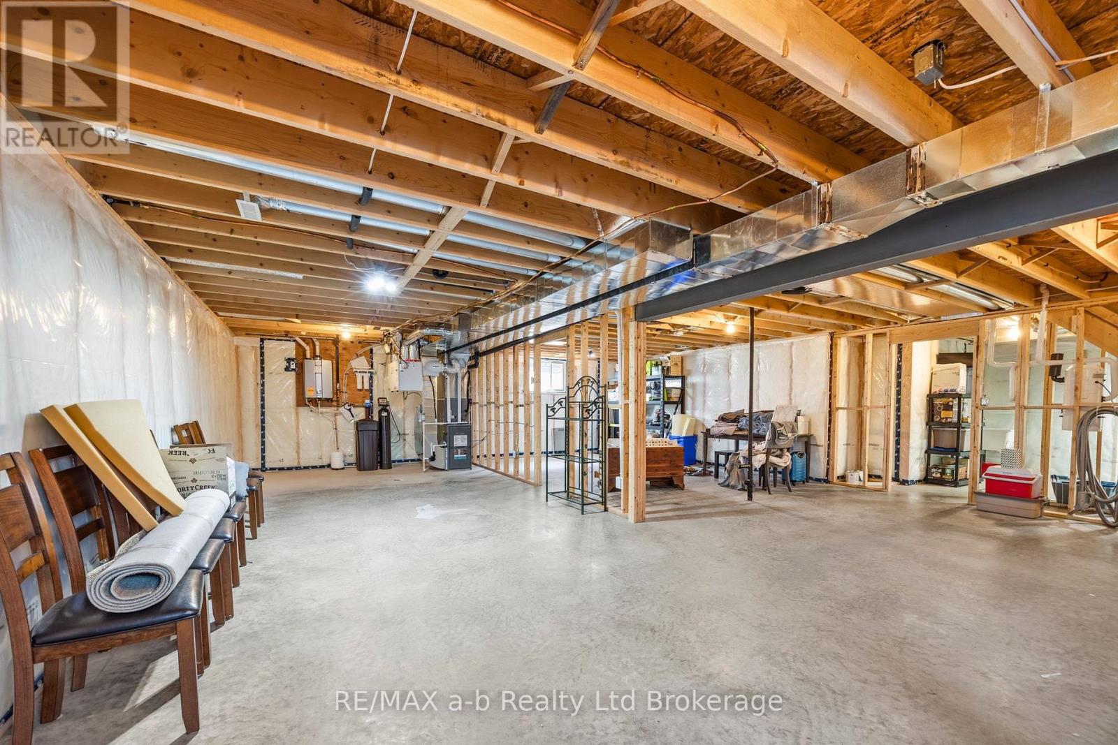 268 WILSON AVENUE - 27