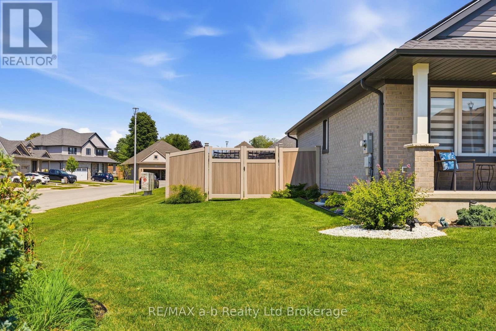 268 WILSON AVENUE - 4