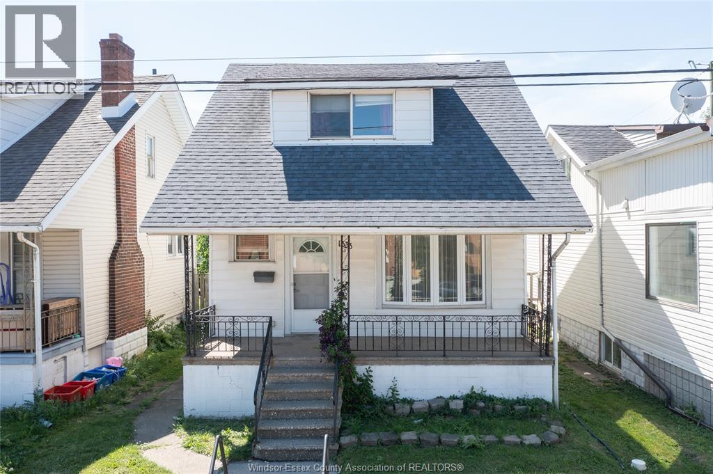 1333 WYANDOTTE STREET - 1