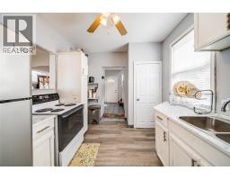 Mud room - 1333 Wyandotte Street, Windsor, ON N9B1H3 Photo 9