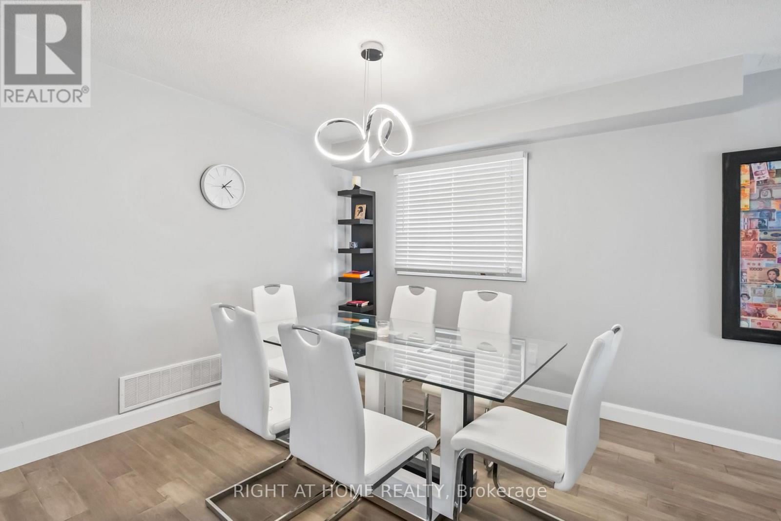 1040 BEAVER VALLEY CRESCENT - 16