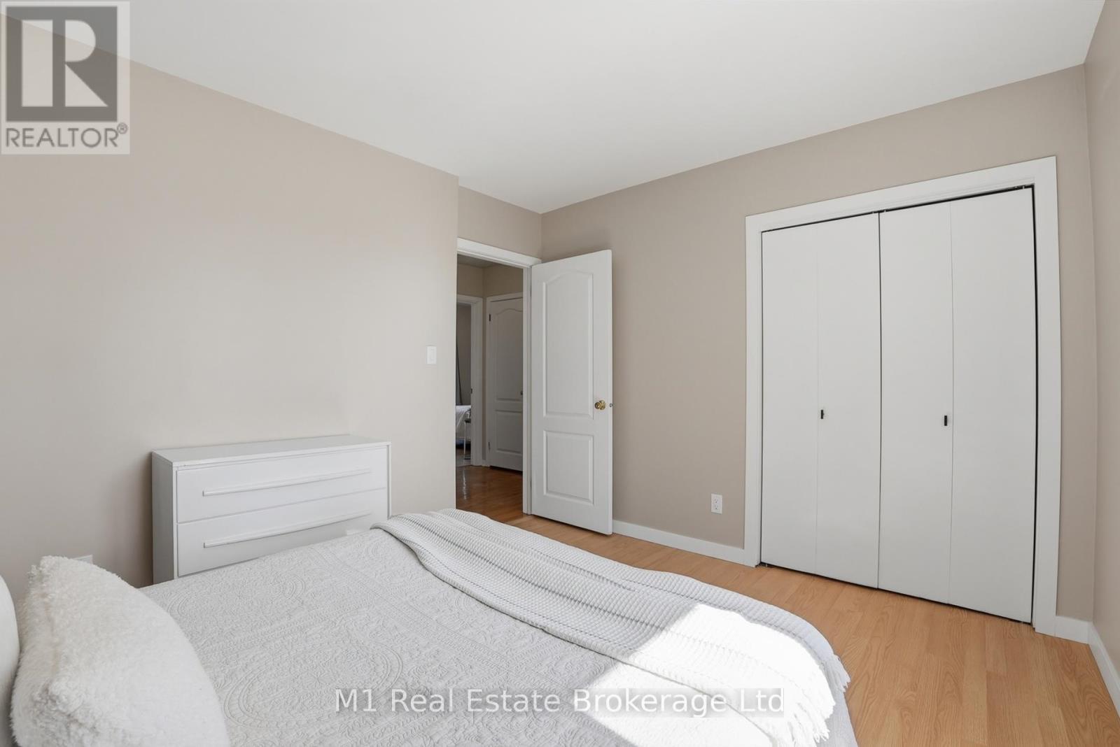 9467 WELLINGTON RD 124 - 20
