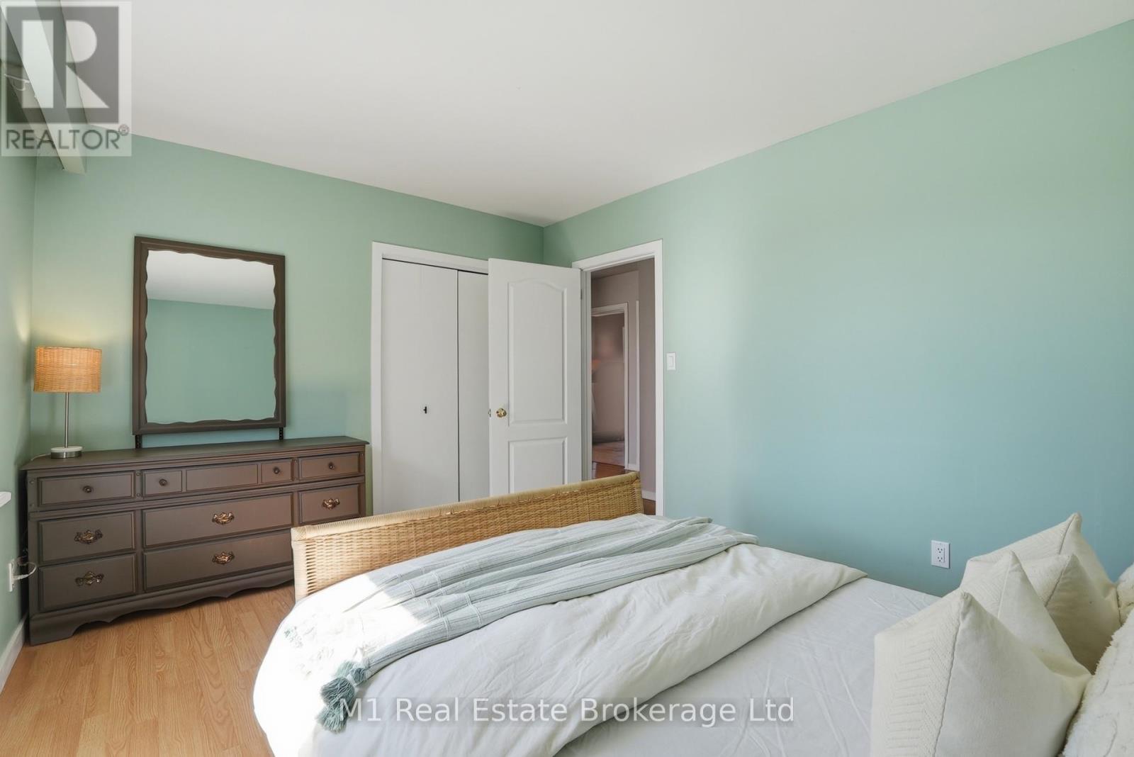 9467 WELLINGTON RD 124 - 23