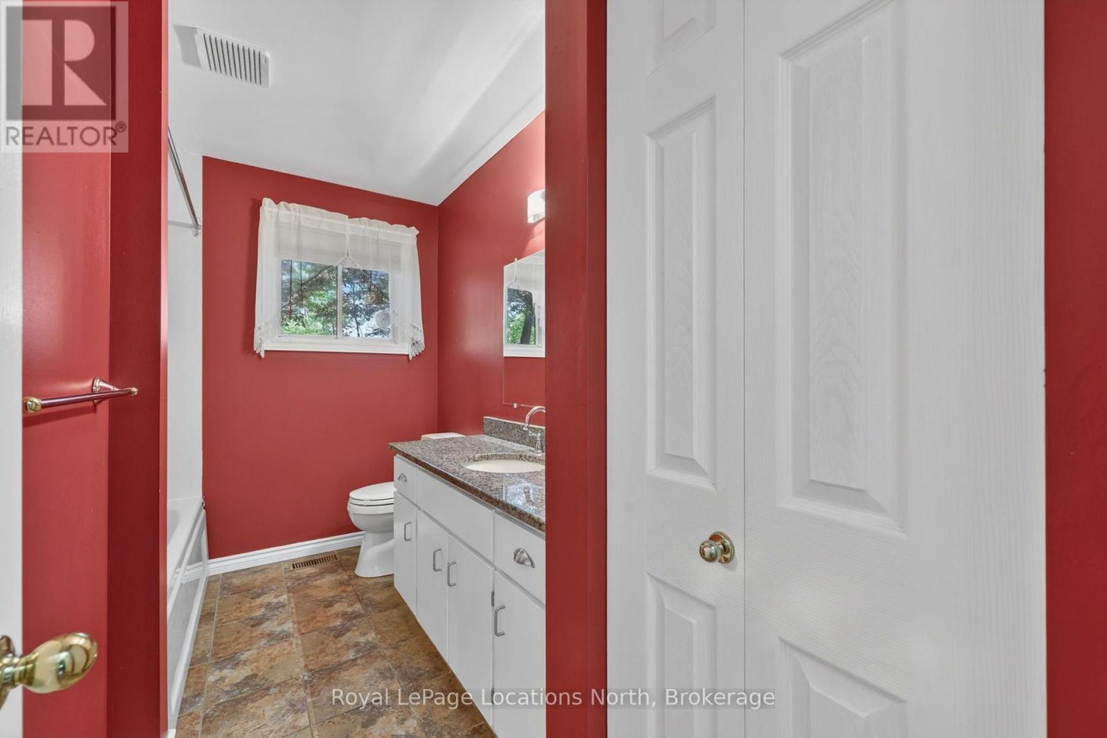 25 POLLARD DRIVE - 18