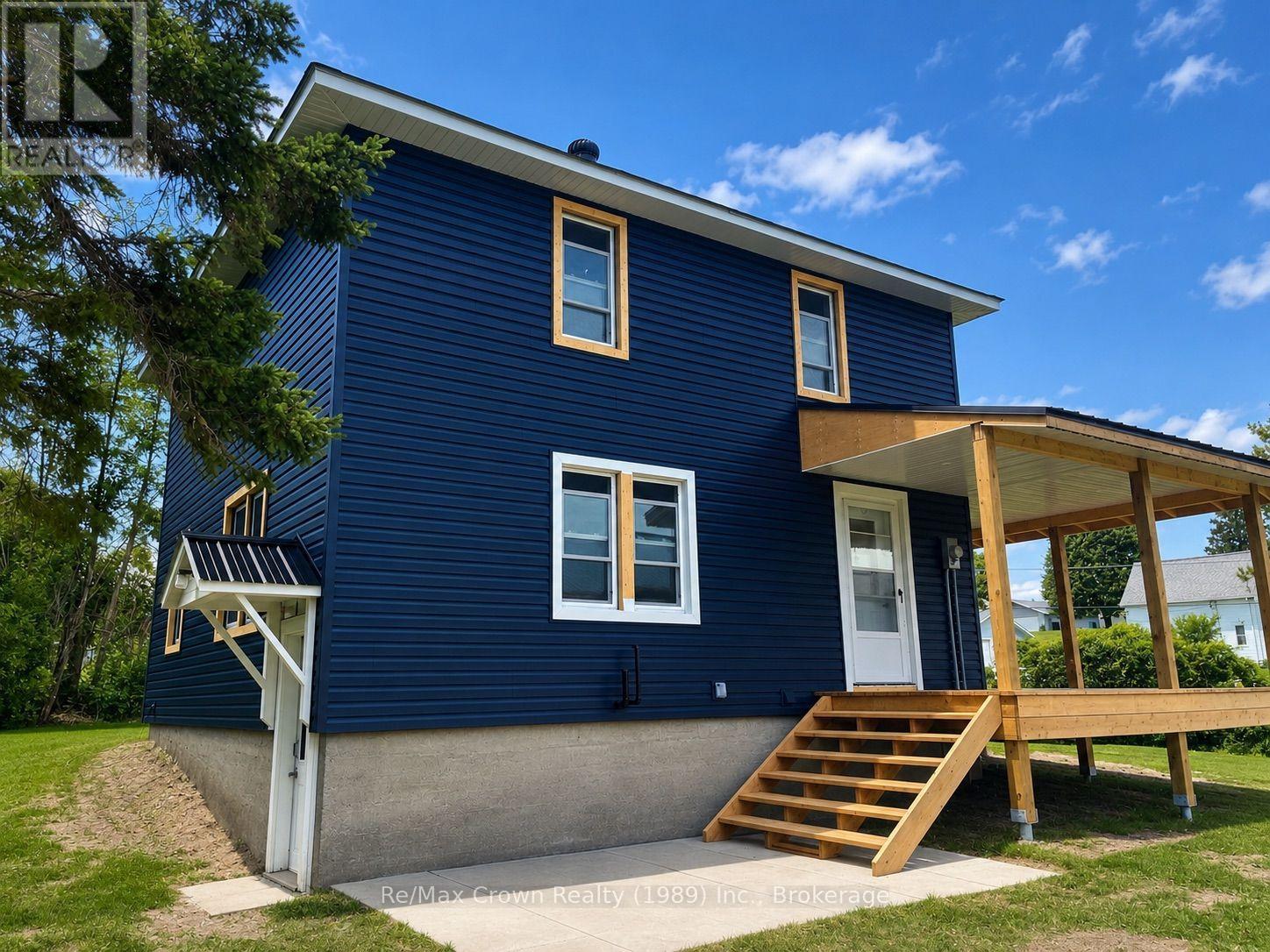71 HAWTHORNE DRIVE - 23